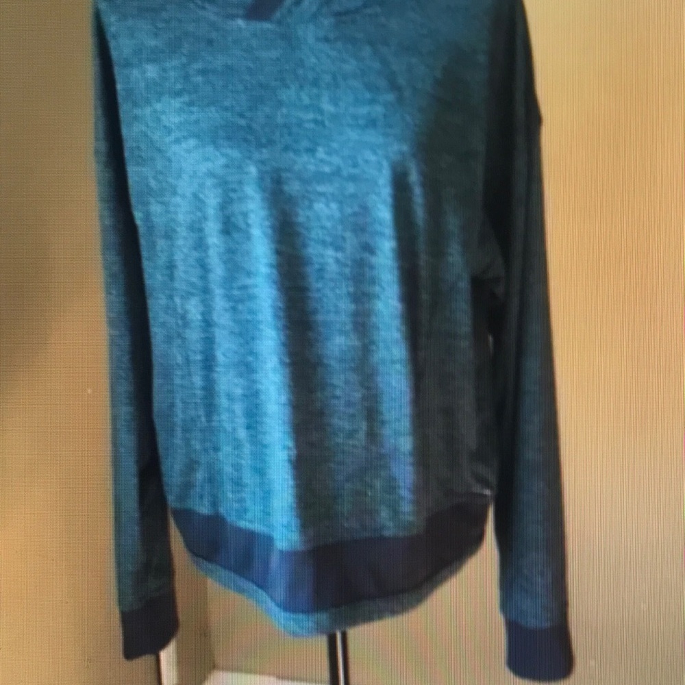 Mondetta lightweights blue and black hoodie